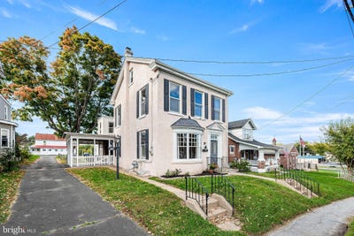 /international/us/715-n-reading-avenue-boyertown-pa-110120612208/
