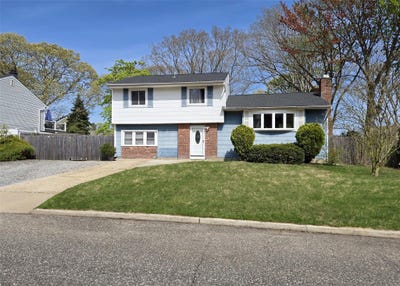 /international/us/127-ruland-road-selden-ny-110099197798/?lang=en