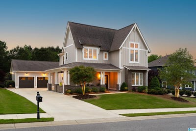 /international/us/4962-natalie-way-trussville-al-110106693591/