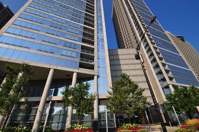 /international/us/600-n-lake-shore-drive-chicago-il-110101040538/