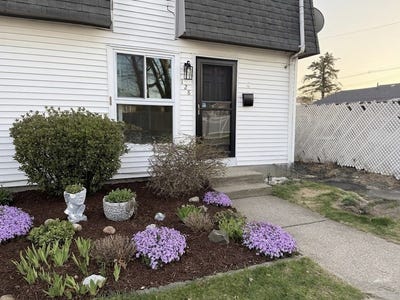 /international/us/128-osborn-st-new-bedford-ma-110107334415/