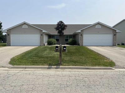/international/us/7111-7113-sue-lane-loves-park-il-110101101684/