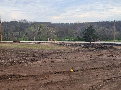 /international/us/7031-oak-ridge-drive-shawnee-ks-110107213481/