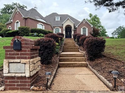 /international/us/5-brookside-dr-texarkana-ar-110108336301/