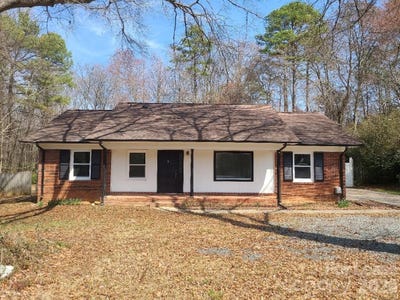 /international/us/711-e-john-street-matthews-nc-110107629917/
