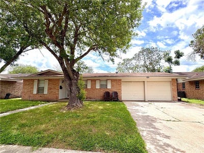 /international/us/2107-louisiana-street-kingsville-tx-110108773400/
