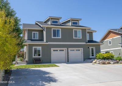 /international/us/1000-hawks-nest-lane-gypsum-co-110100693964/