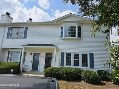 /international/us/3811-sterling-pointe-drive-winterville-nc-110105888980/