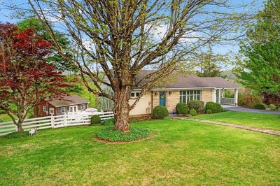 /international/us/859-mountain-view-drive-marion-va-110107553983/
