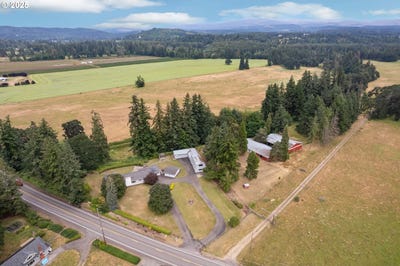 /international/us/15160-s-highway-211-molalla-or-110100471186/