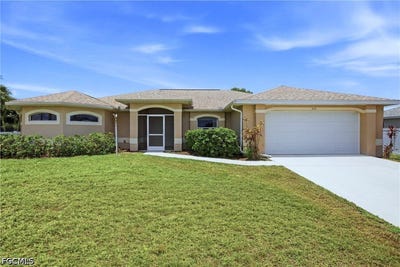 /international/us/2600-sw-1st-street-cape-coral-fl-110120751623/
