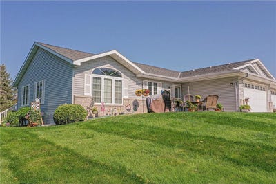 /international/us/913-anderson-way-alexandria-mn-110100982276/