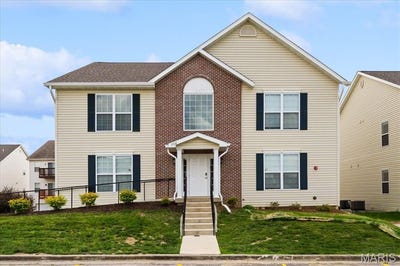 /international/us/708-harbor-woods-drive-fairview-heights-il-110108572303/