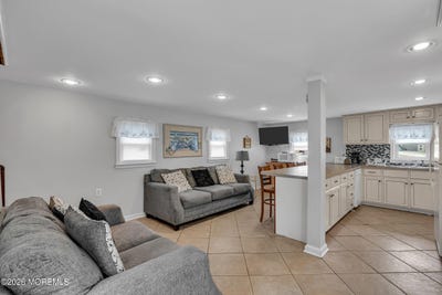 /international/us/21-e-bay-way-lavallette-nj-110107511543/