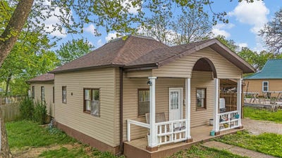 /international/us/502-w-4th-street-willow-springs-mo-110108029423/