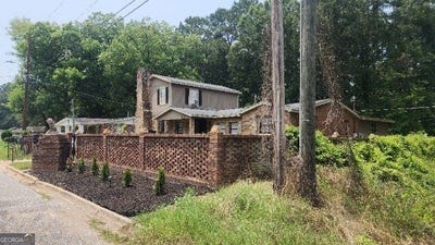 /international/us/617-willard-albany-ga-110100025097/