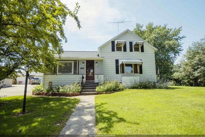 /international/us/1109-minnesota-avenue-north-fond-du-lac-wi-110101125984/?lang=en