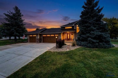 /international/us/4922-raven-cir-rapid-city-sd-110120579431/