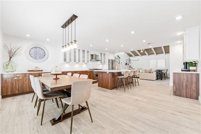 /international/us/8071-taylor-drive-huntington-beach-ca-110101438219/?lang=en
