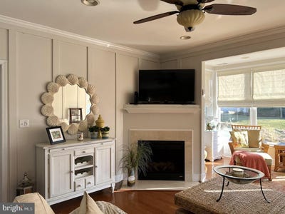 /international/us/17432-slipper-shell-way-lewes-de-110107907959/