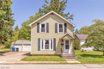 /international/us/133-crownhill-avenue-amherst-oh-110108077788/