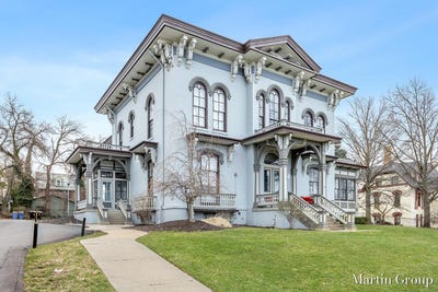 /international/us/44-lafayette-avenue-ne-grand-rapids-mi-110106946509/