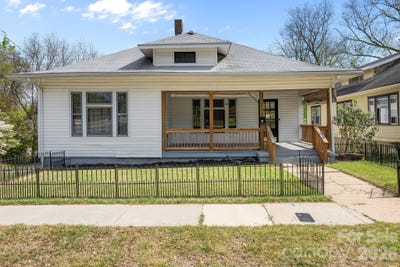 /international/us/628-w-council-street-salisbury-nc-110107059821/