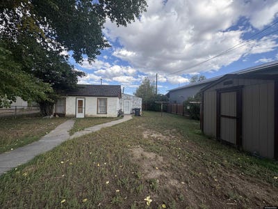 /international/us/216-county-road-evanston-wy-110110348886/