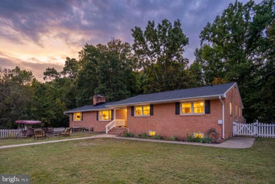 /international/us/6320-massaponax-church-road-fredericksburg-va-110120746236/