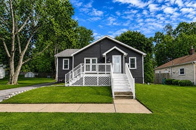 /international/us/609-w-north-street-crown-point-in-110108333919/