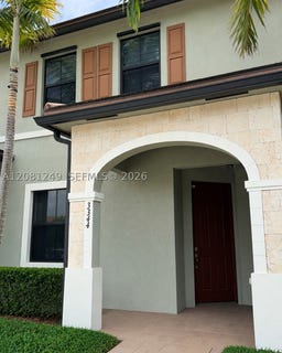 /international/us/3344-w-105th-ter-hialeah-fl-110110170953/