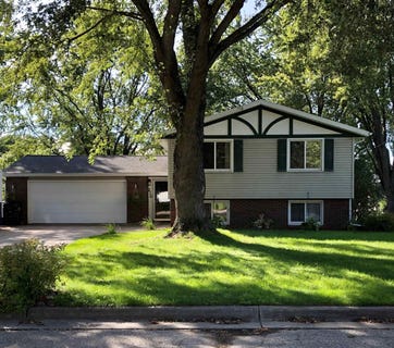 /international/us/210-view-street-tomah-wi-110101062569/