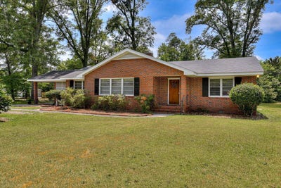 /international/us/413-dixie-drive-thomson-ga-110093114263/