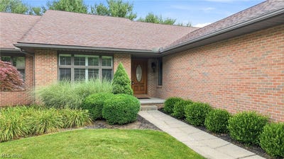 /international/us/3721-mercedes-place-canfield-oh-110110334523/