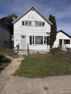 /international/us/804-superior-avenue-gladstone-mi-110110301370/