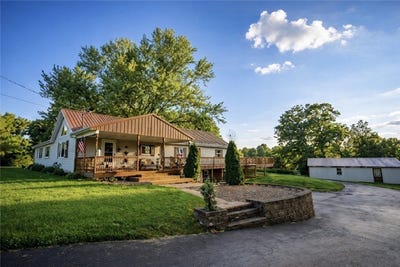 /international/us/1425-old-state-rd-slippery-rock-twp-pa-110108505368/