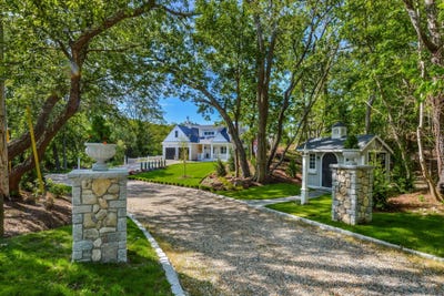 /international/us/262-old-county-road-east-sandwich-ma-110098376481/
