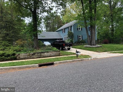 /international/us/20-oakley-court-cherry-hill-nj-110103592390/