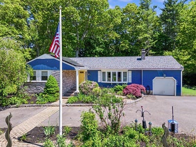 /international/us/10-fleetwood-drive-norfolk-ma-110108348691/