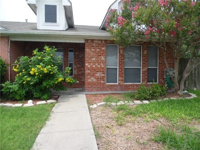 /international/us/13656-teague-lane-corpus-christi-tx-110109516446/