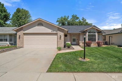 /international/us/8520-w-willowcourt-dr-boise-id-110099694970/