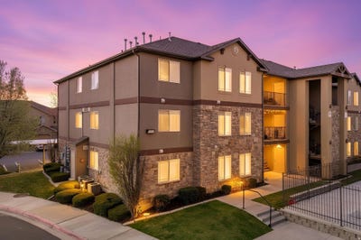 /international/us/946-w-630-s-pleasant-grove-ut-110107039921/