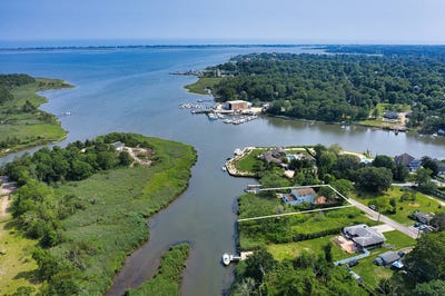 /international/us/13-bayberry-lane-east-quogue-ny-110097802748/