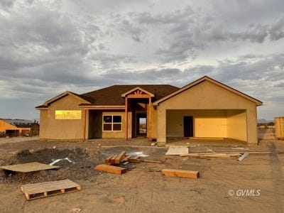 /international/us/465-e-swift-trl-safford-az-110099435490/