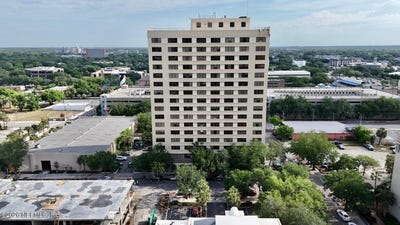 /international/us/311-w-ashley-street-jacksonville-fl-110108385820/