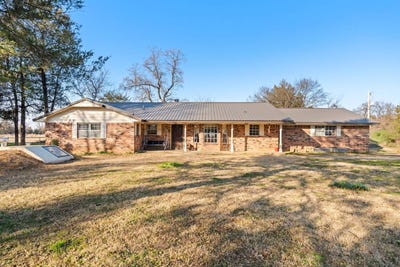 /international/us/35230-midway-road-poteau-ok-110105033832/