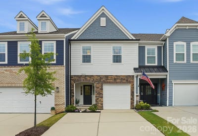 /international/us/3054-patchwork-court-fort-mill-sc-110108234961/