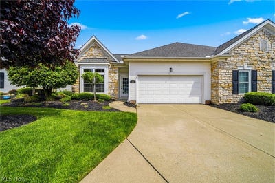 /international/us/35-gullybrook-lane-willoughby-hills-oh-110108032534/