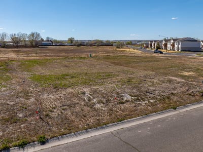 /international/us/1302-n-16th-st-e-riverton-wy-110107750487/