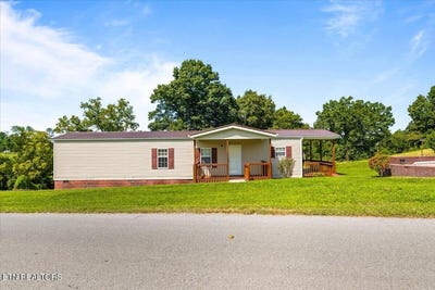/international/us/525-cave-springs-rd-tazewell-tn-110119749841/